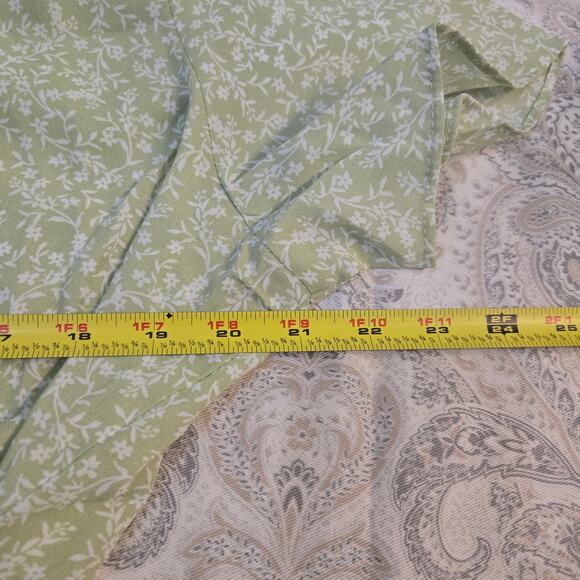 Lush Sage Green Ditsy Floral Wrap Shirt Side Tie Career Springcore Feminine - Picture 5 of 7